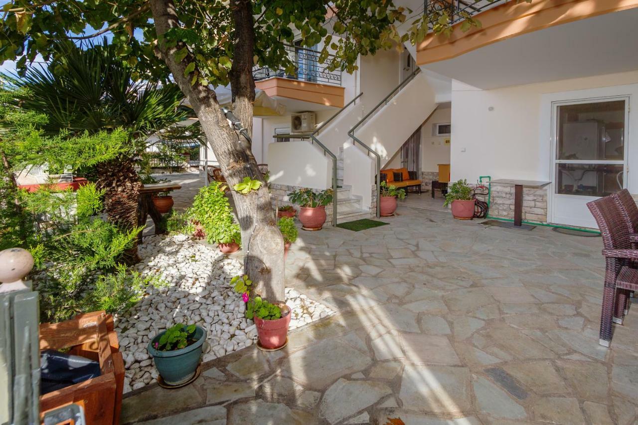 Vryzas Apartment Ofrinion